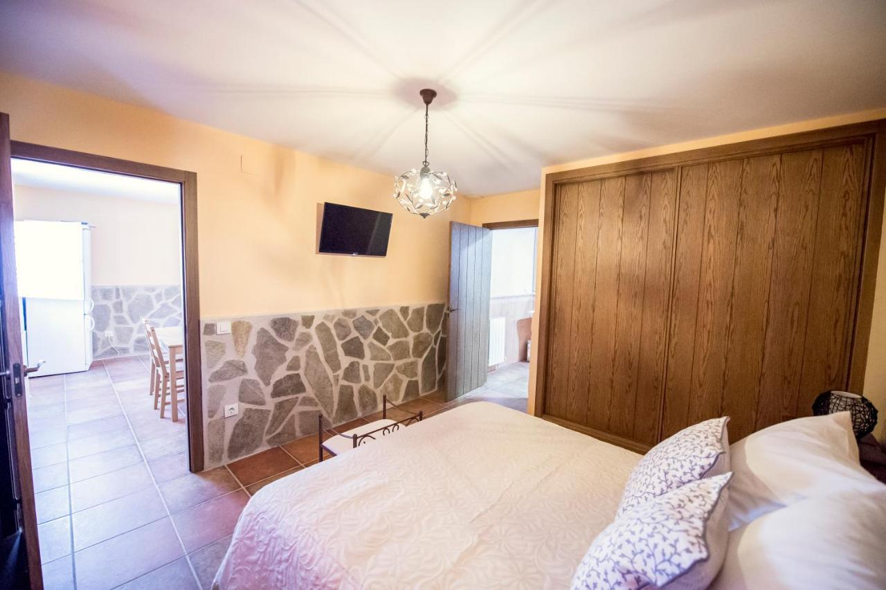 Casa Rural Encinar De Las Flores Los Navalucillos Kültér fotó